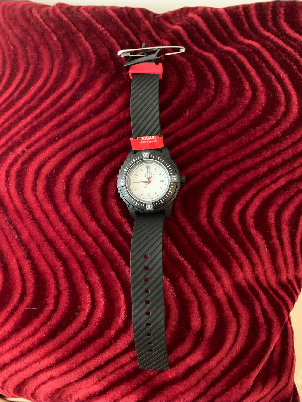 Q&Q Citizen brand watch 20 BAR (200 M )water watch black & Red Sport Dive Watch